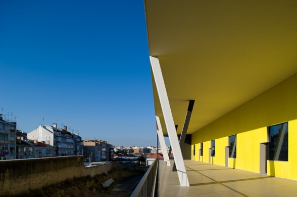 Modern-minimalistisk-arkitektur-lissabon