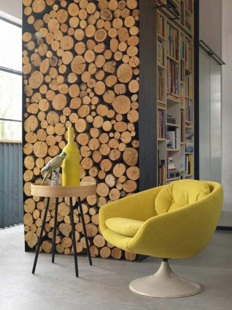 moderna klädsel-gardiner-möbler-fåtölj-gul-skåp-vägg-trä-paneler-äkta trä-betong-golv-samtida-design