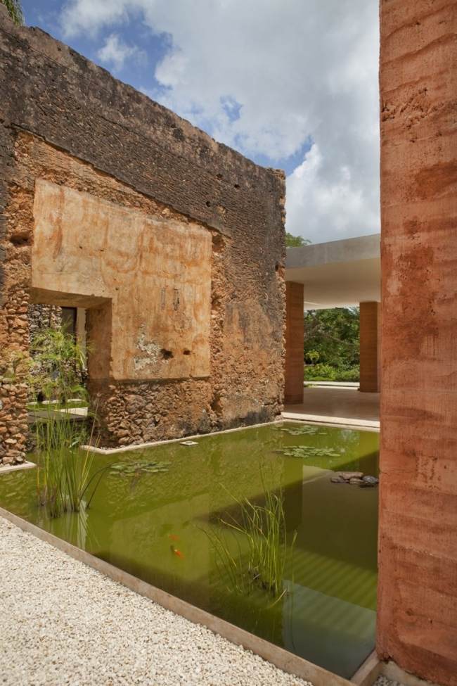 Mexiko traditionell arkitektur kolonialstil exteriör Hazienda vattensystem