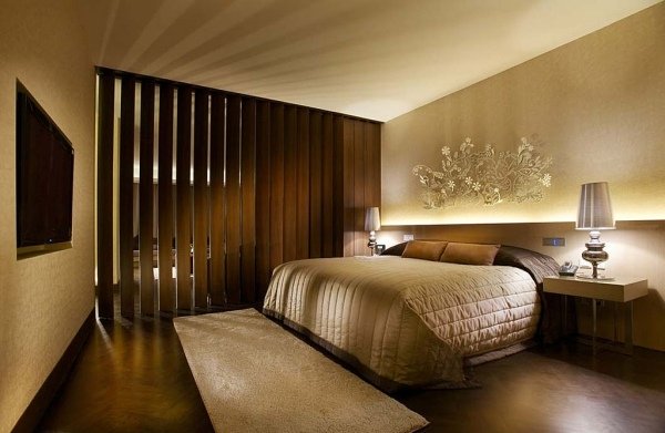 Hotellrumsdesign solskyddslister trä