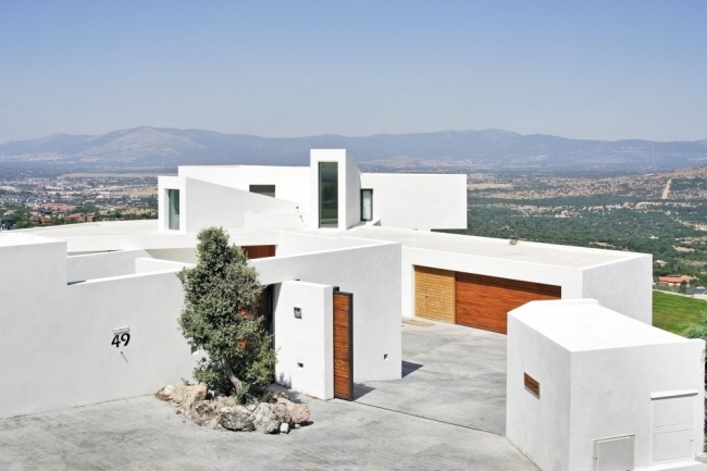 madrid panoramautsikt el viento modernt hus på marmorstenfundament