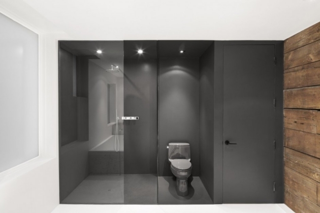 toalett dusch område mörkgrå epoxiharts kontrast