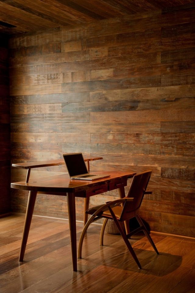 Skrivbordsdesign retro fåtölj-modern lägenhet klädd med trä