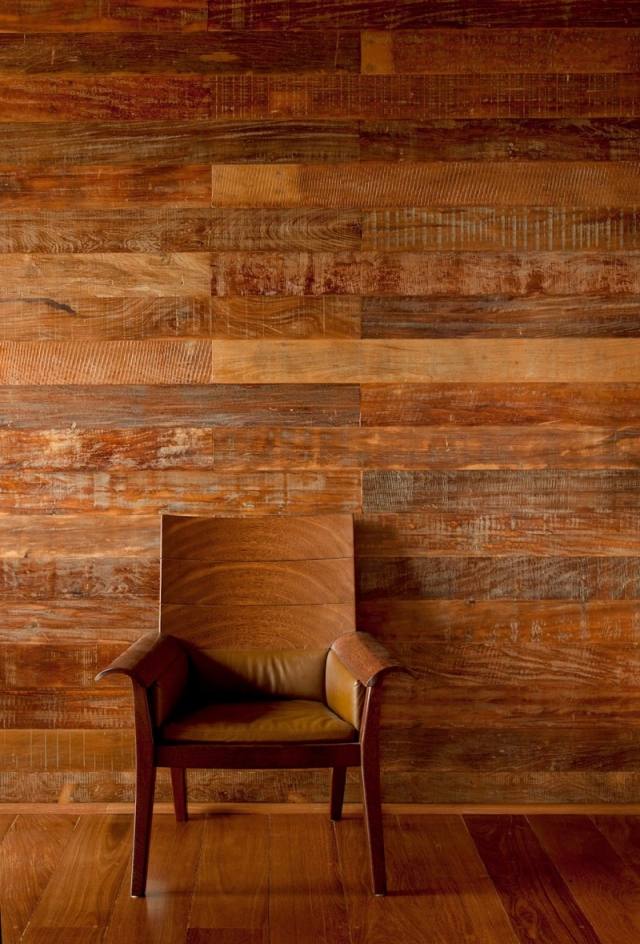 fåtölj träram väggbeklädnad -inredning design-Carlos-Motta architekt