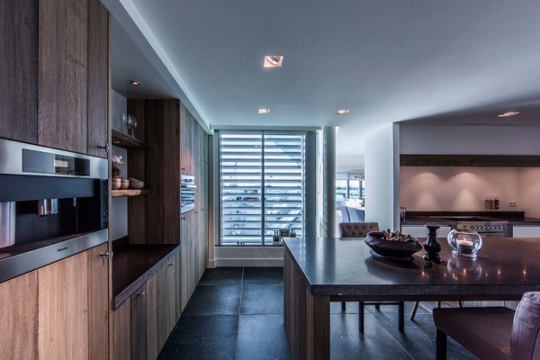 modern lägenhet med skybox design matsal modern