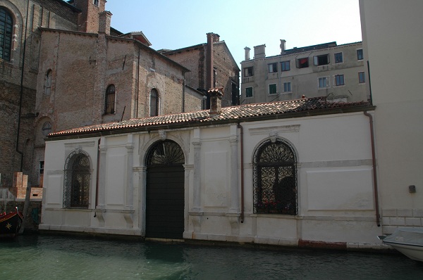 Casin-di-Palazzo-Lezze-Venice-Capriogli-Associati-Architects