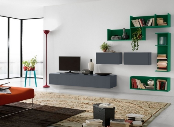 Vardagsrum-möbler-vägg-smaragd-grön-element-färg-trä-effekt