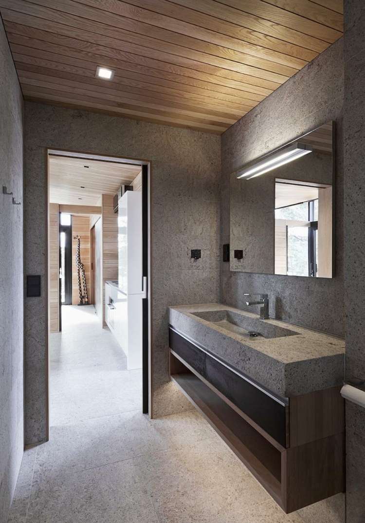 badrum-trä-betong-design-interiör-tak-varm-atmosfär
