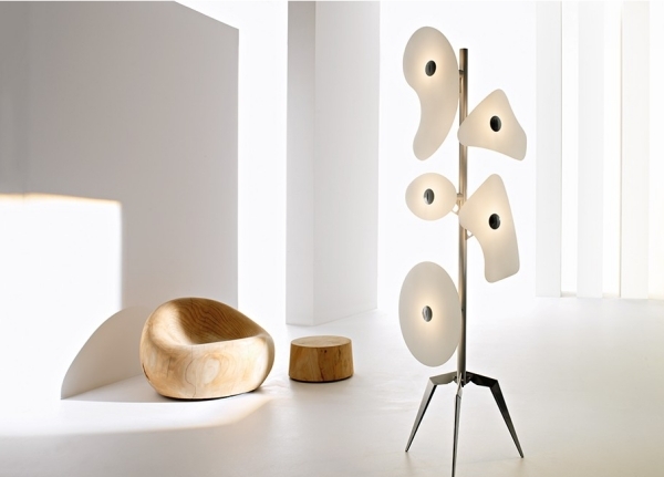 orbital golvlampa design av foscarini