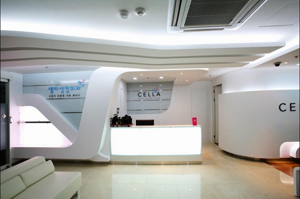 modern kontorsdesign - reception i Cella Klinik