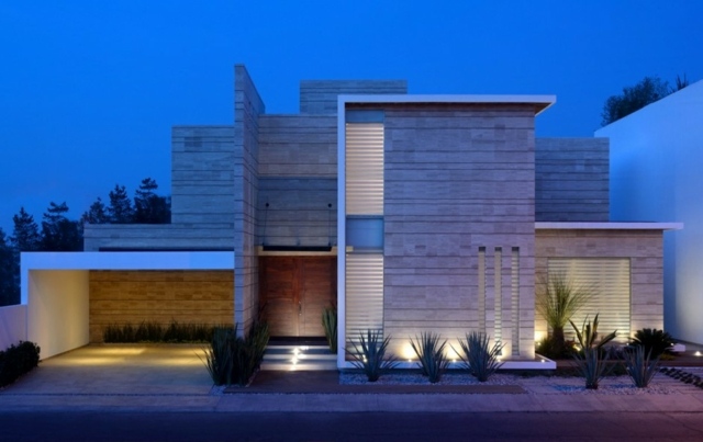 Enfamiljshus nybyggnad minimalistisk arkitektur betongblock