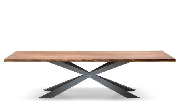 matbord design massivt trä topp oregelbundna kanter cattelan