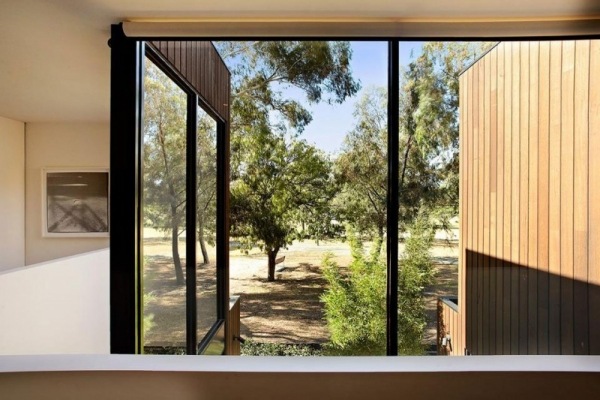 Designerhus-med utsikt-till park-trä fasadbeklädnad