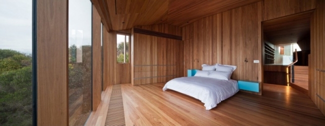 Wood House Australia Fairhaven Beach sovrum design trä golv till tak fönster från golv till tak