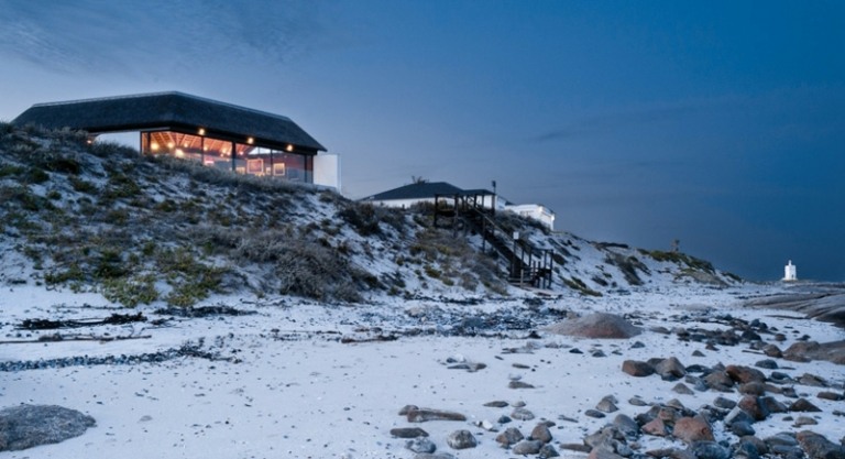 Beach-house-upper-end-of-the-beach-i-Sydafrika