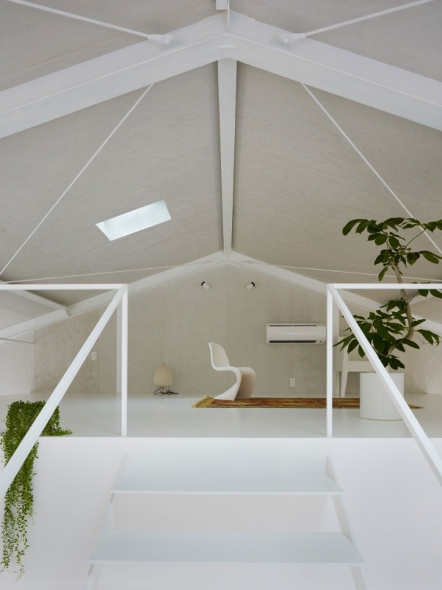 modernt hus japan öppen planlösning vitt golv