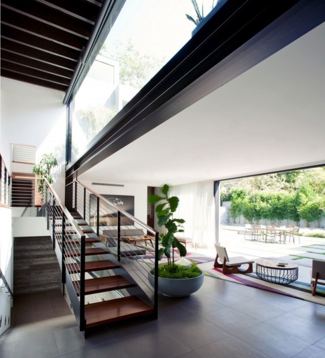 arkitekt hus trappor stort format golvplattor hink