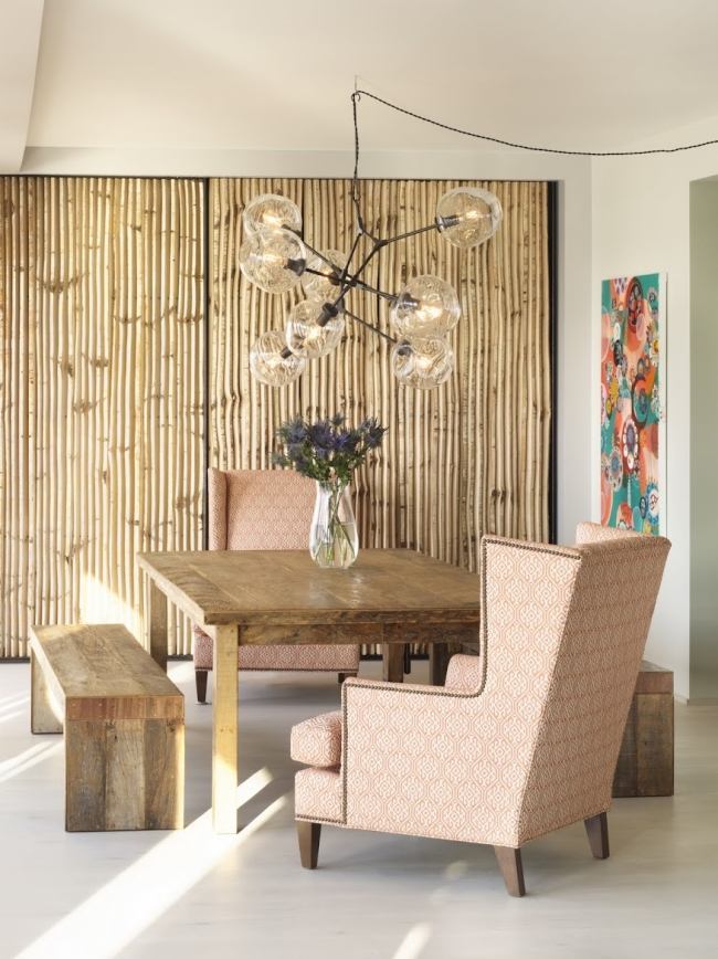 väggdekoration bambu modern inredning i ljusa färger