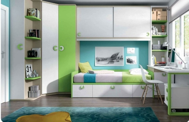 moderna-barnrum-pojke-möbler-grönt-vitt-platsbesparande