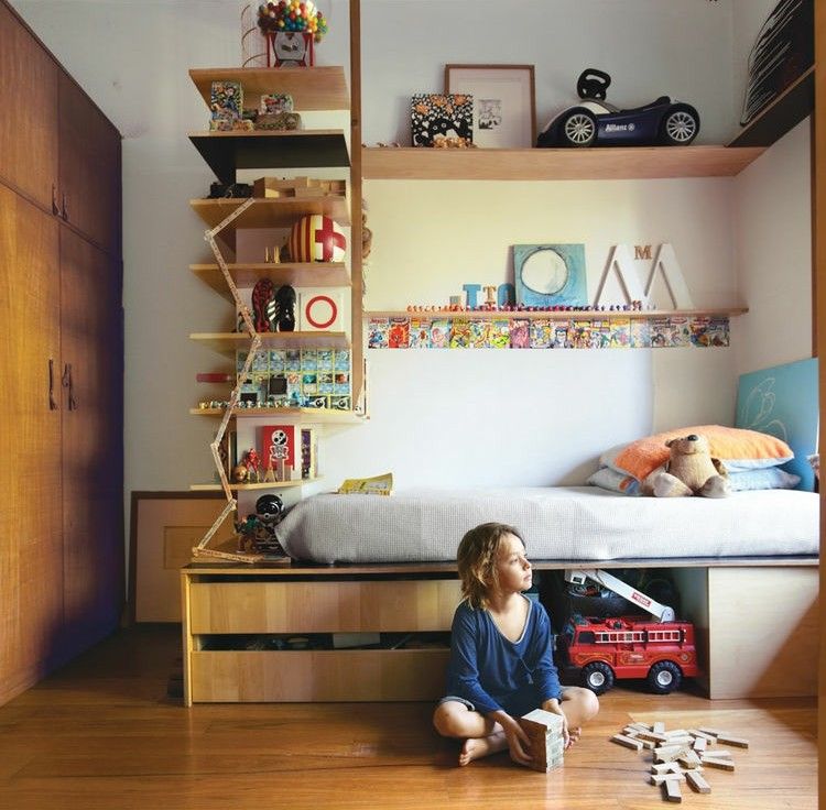 modernt barnrum trä-design-säng-låda-idé-hyllor
