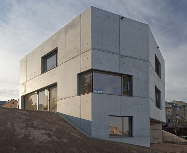 elegant-betong-hus-Tyskland