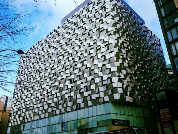 Storbritannien Charles Street Sheffield parkeringshus fasaddesign