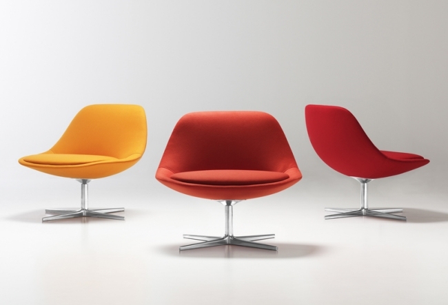 färgade stolar modern möbeldesign av duchaufourlawrance
