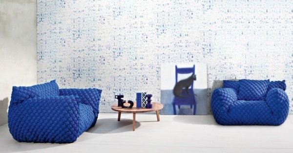 vardagsrum inredning stoppade möbler soffa design trendiga italienska