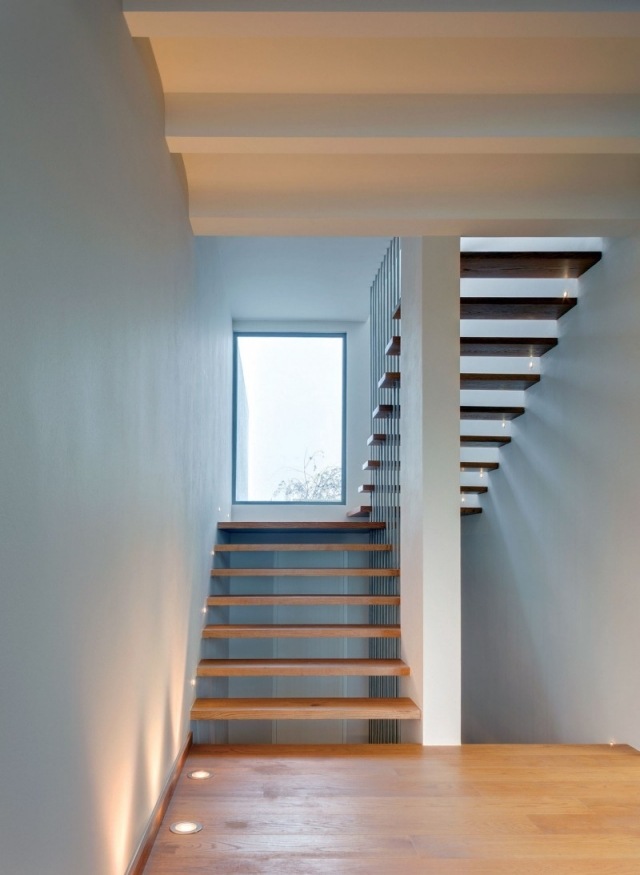 modernt bostadshus JSa arkitektur golv lug trappa