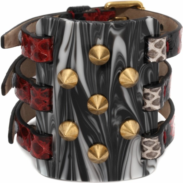 Armband-grafisk-orm-motiv-och-plexi-plack