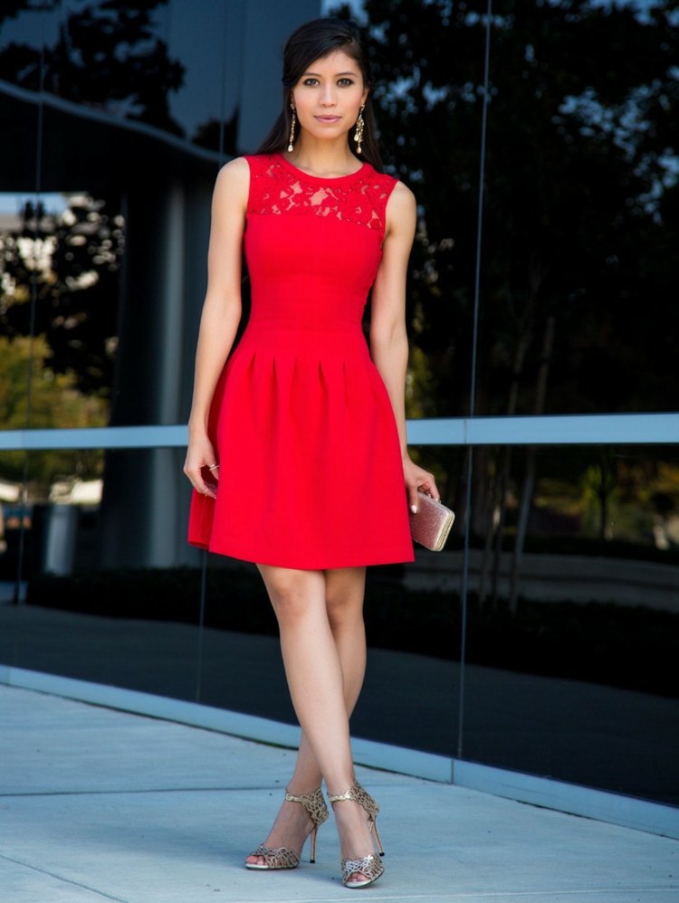 Modetrender 2015 röd klänning kvällskläder damskor hög