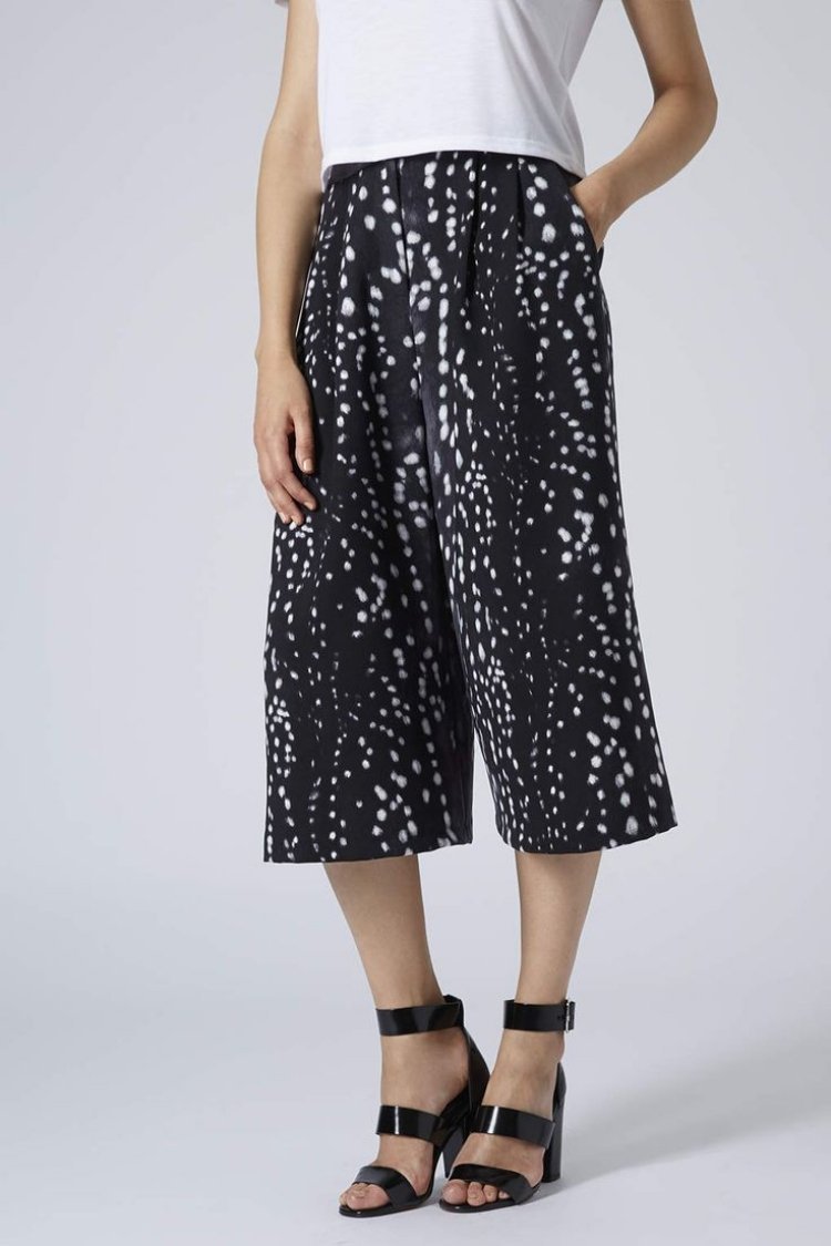 modetrender-våren-2015-byxa-kjol-svart-vit