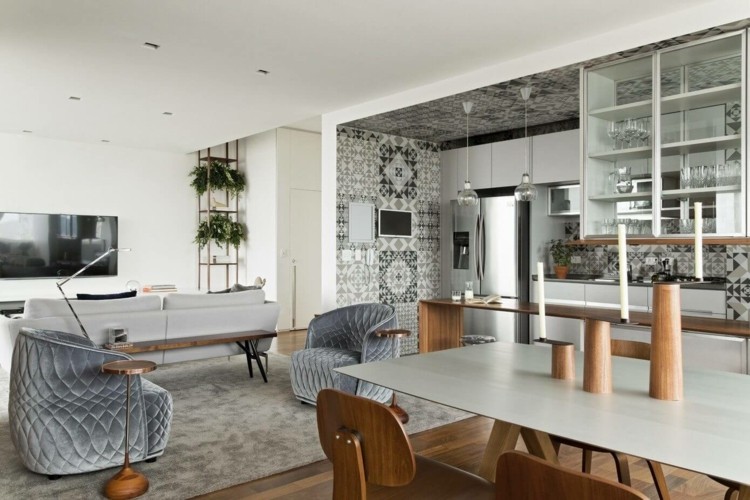 svartvitt kök-öppet-kakel-mönster-modernt-vardagsrum