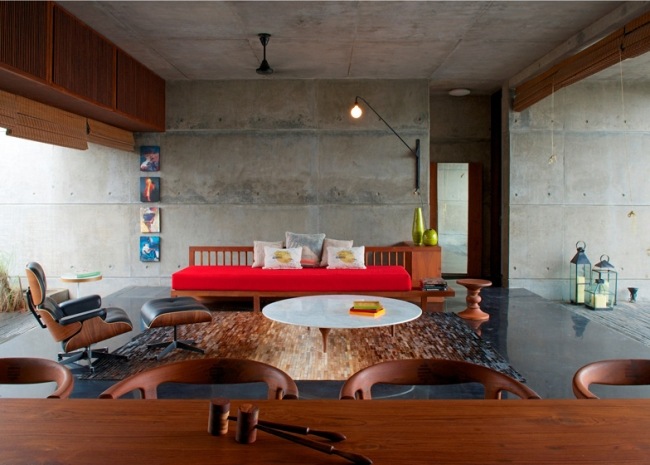 Inredning terrass-natursten golv-glänsande retro-chica-möbler