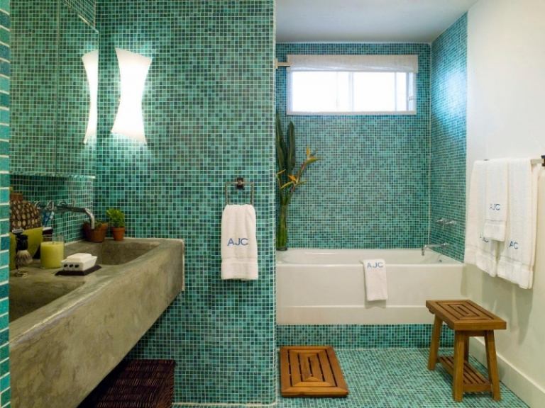 Mosaic-Tile-Green-Mediterranean-Touch-Ideas