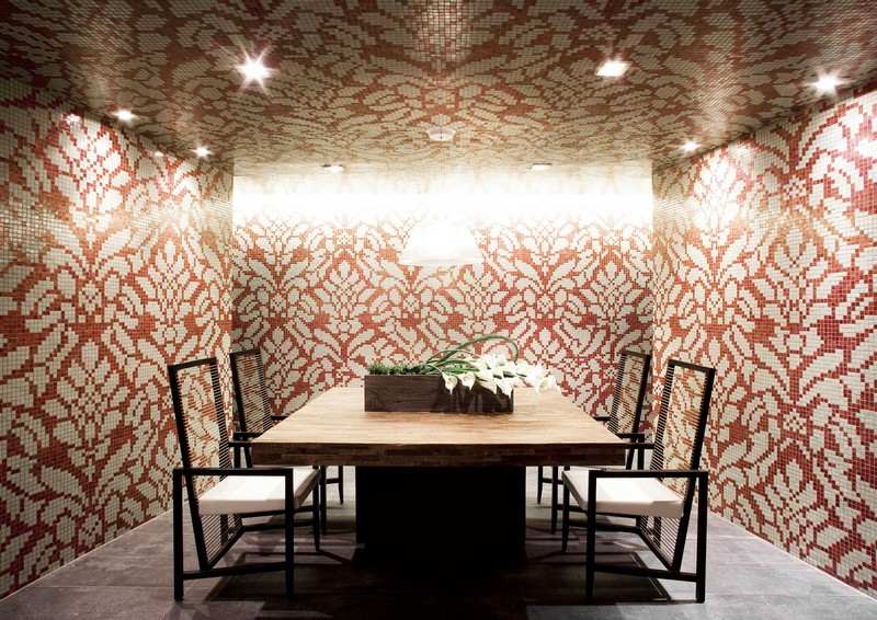 Mosaikplattor-kök-röd-blomma-mönster-matplats-design