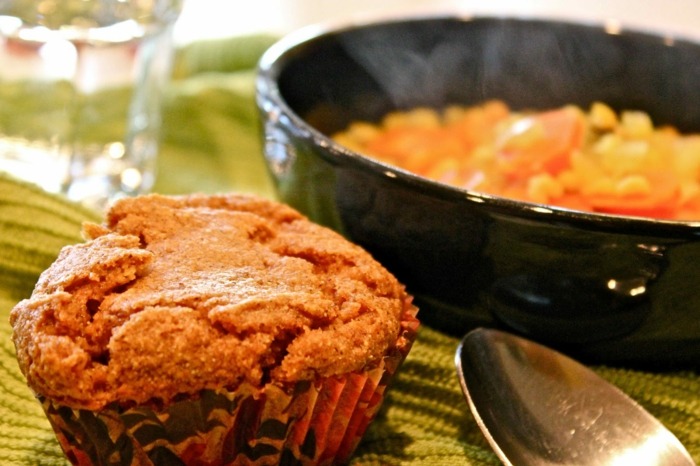 Baka-pumpa-först-förbereda-muffins