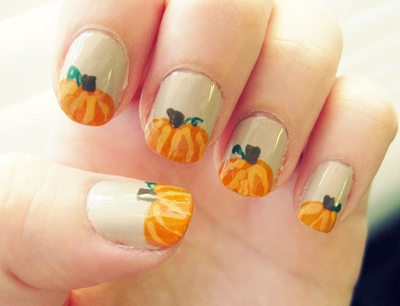 nageldesign-höst-idéer-ritning-pumpa