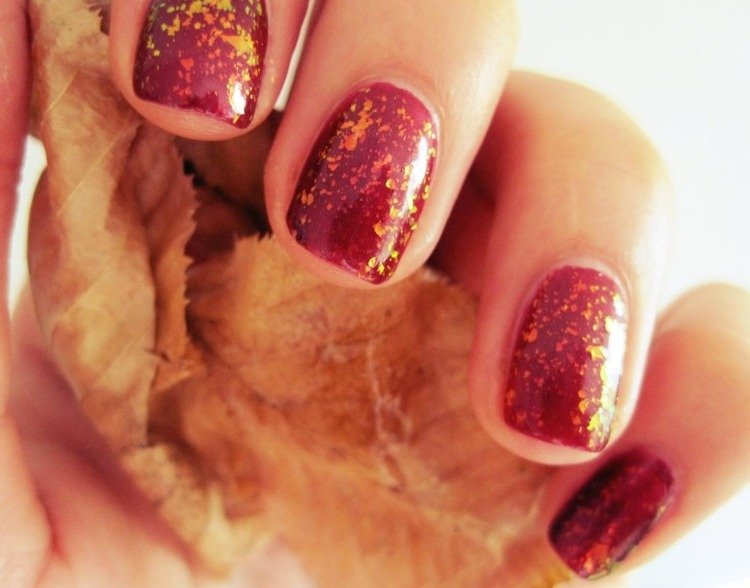 spik-design-idéer-lyft-röd-glitter-guld-guld-blad
