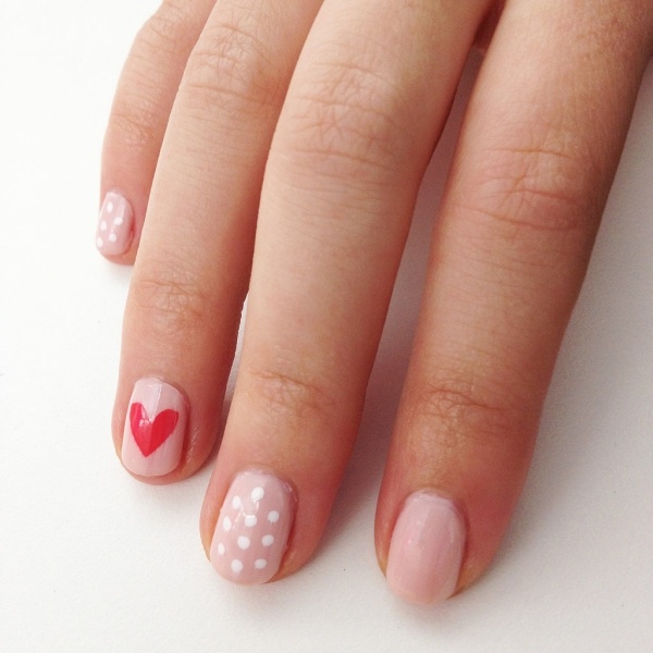 Nail-art-design-nail-design-Alla hjärtans dag-med-hjärtan