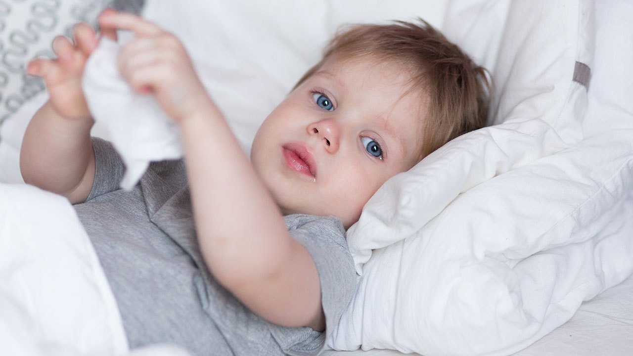 En mängd olika huskurer kan behandla hosta hos småbarn