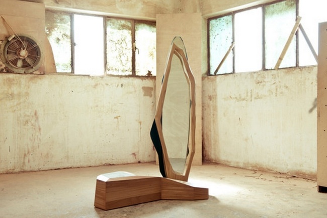 Asymmetrisk stående spegel design-rustik bas-trä grenar rustika