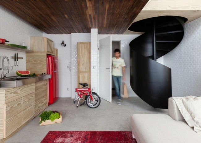Björk köksskåp modern look liten lägenhet