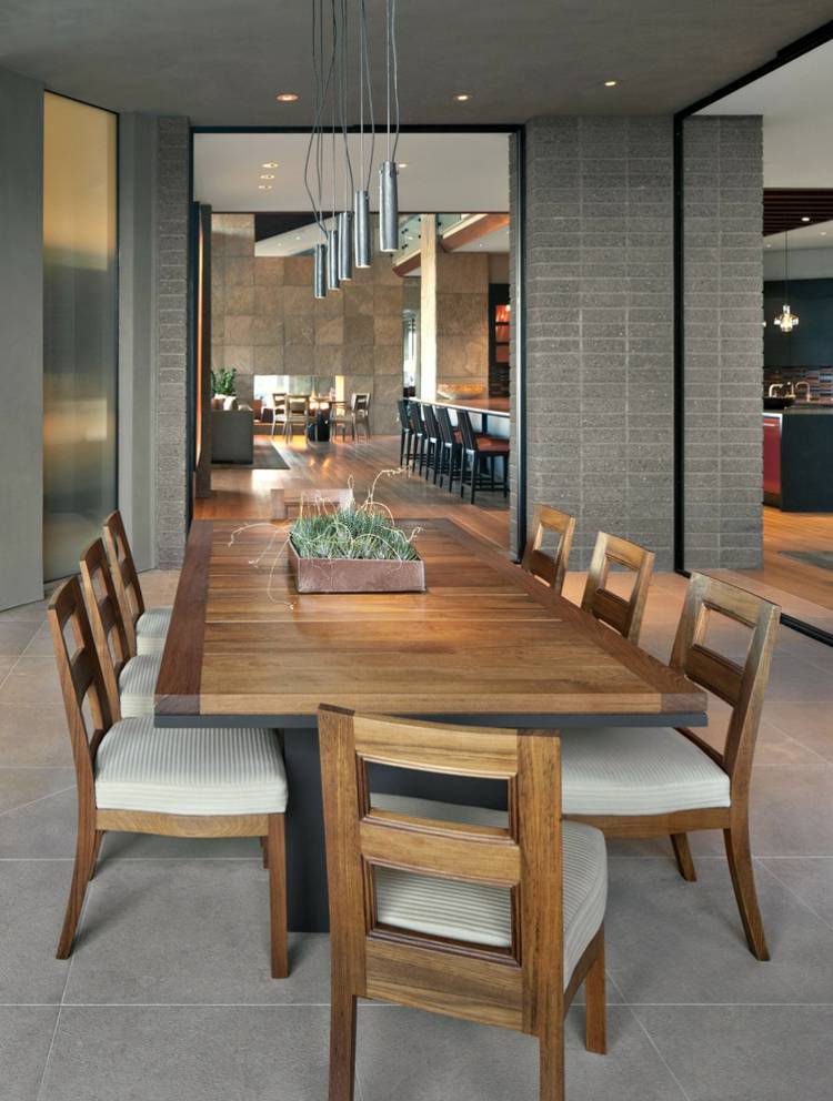 natursten golv-interiör-matsal-område-grå-trä-matmöbler