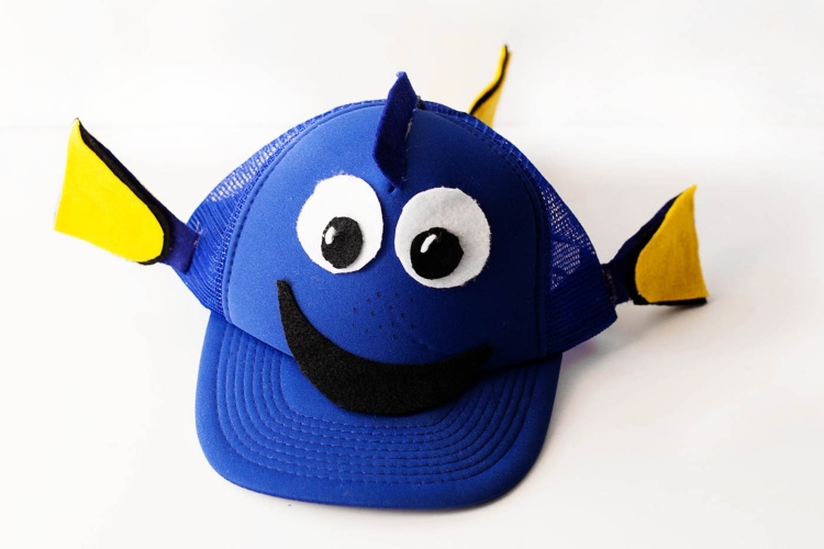 Gör din egen Nemo -kostym Dori -hatt