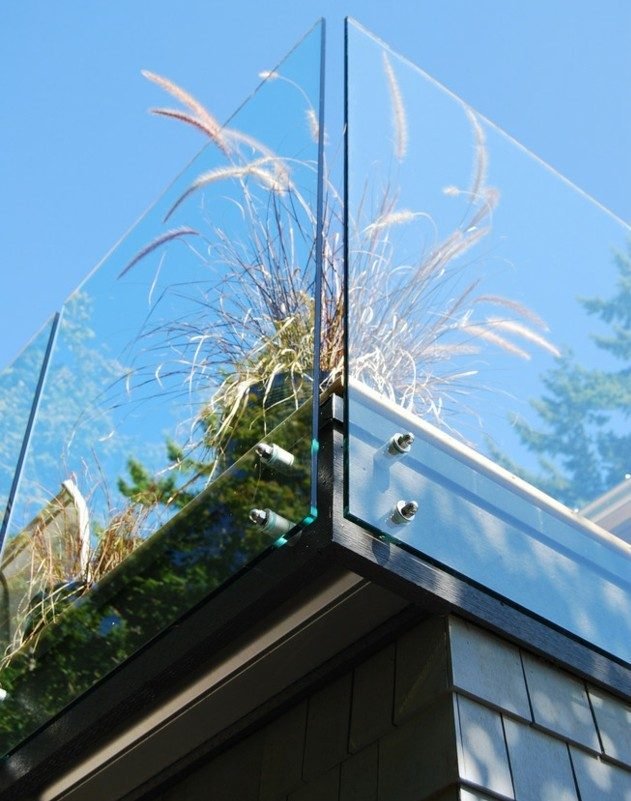 Glas stålräcke långa perenner balkong integritetsskärm idéer