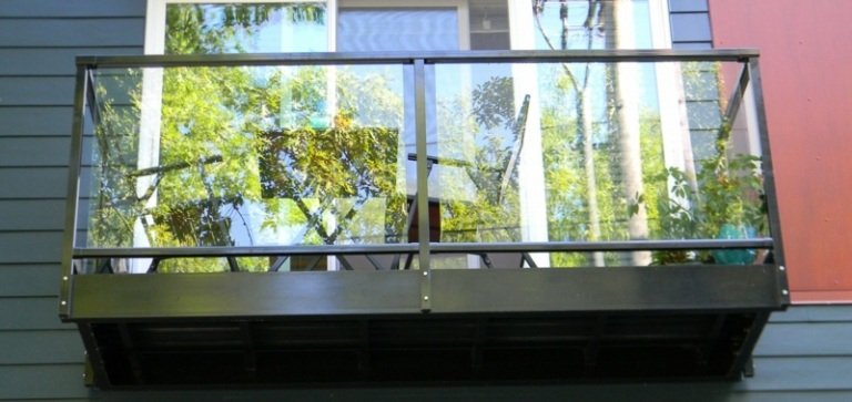 räcke till terrass glas stål balkong idé modern