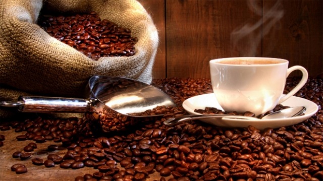 Att dricka kaffe har en positiv effekt på människokroppen