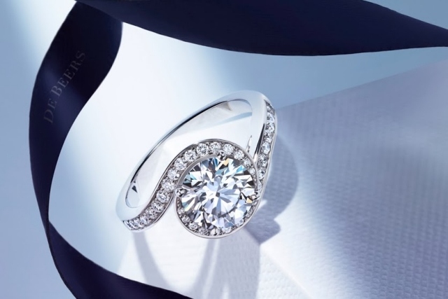 de beers smycken jätte diamantförlovningsring rund