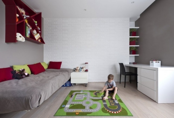 modern lägenhet moskva barnrum lekplats matta